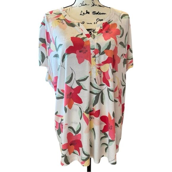 Liz Claiborne Popover Henley Floral Flowing Top - Picture 2 of 9